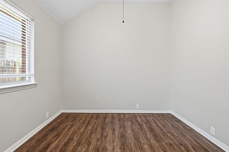 636 Brooks Street, Crowley TX 76036 - Photo 20
