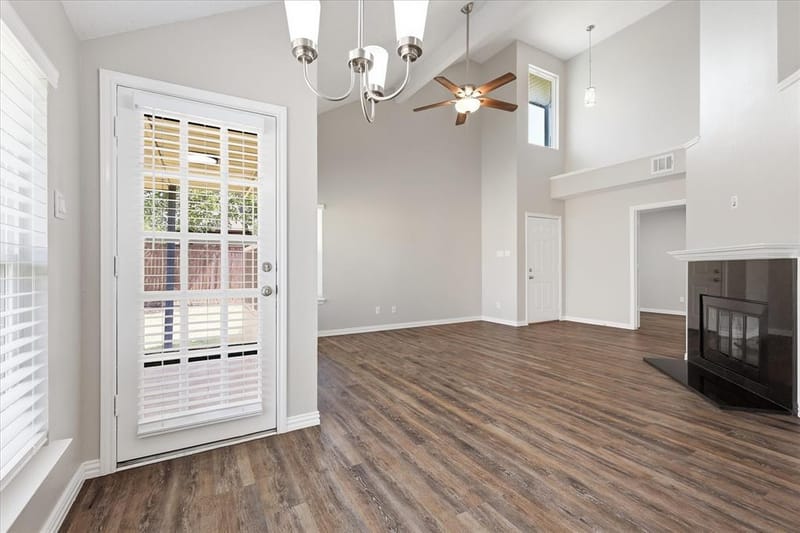 956 Sylvan Creek Drive, Lewisville TX 75067 - Photo 14