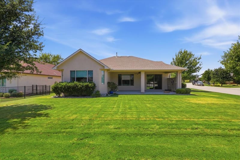 9901 Baywood Court, Denton TX 76207 - Photo 30