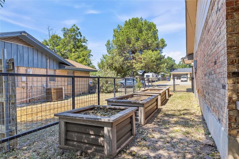 1709 Broadmoor Drive, Brownwood TX 76801 - Photo 32