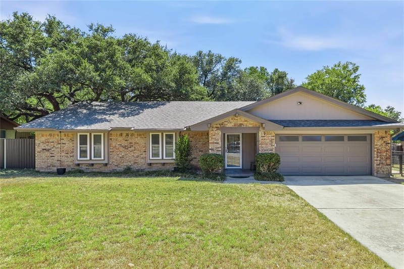 1709 Broadmoor Drive, Brownwood TX 76801