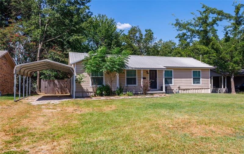 434 Woodlawn Street, Sulphur Springs TX 75482