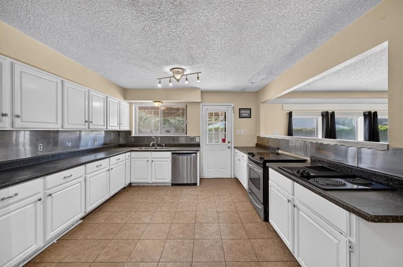 6512 High Country Trail, Arlington TX 76016 - Photo 11