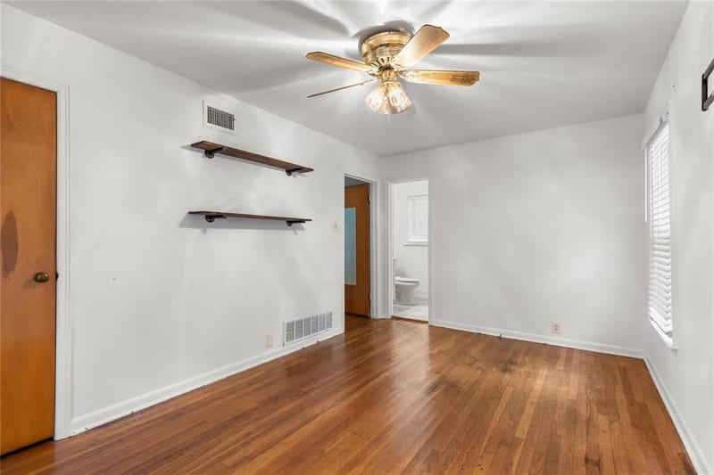 1015 W Sycamore Street, Sherman TX 75092 - Photo 19