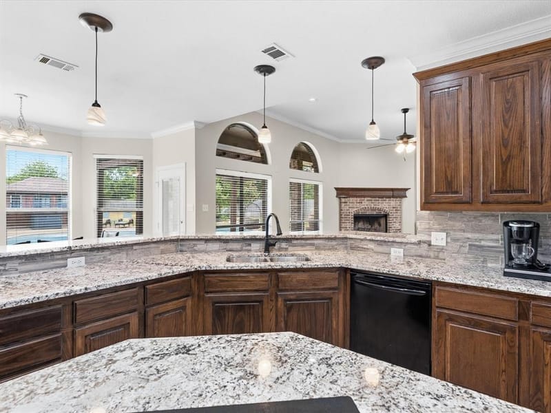 8630 Glenloch Drive, Red Oak TX 75154 - Photo 14