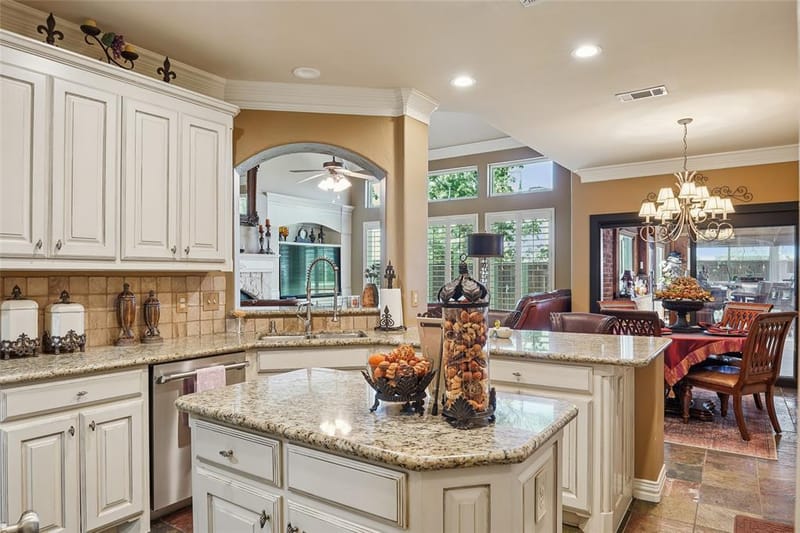 14 Jamie Court, Trophy Club TX 76262 - Photo 10