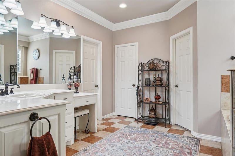 14 Jamie Court, Trophy Club TX 76262 - Photo 18