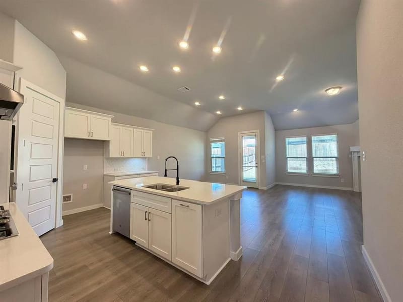 4008 Nightingale Street, Celina TX 75009 - Photo 5