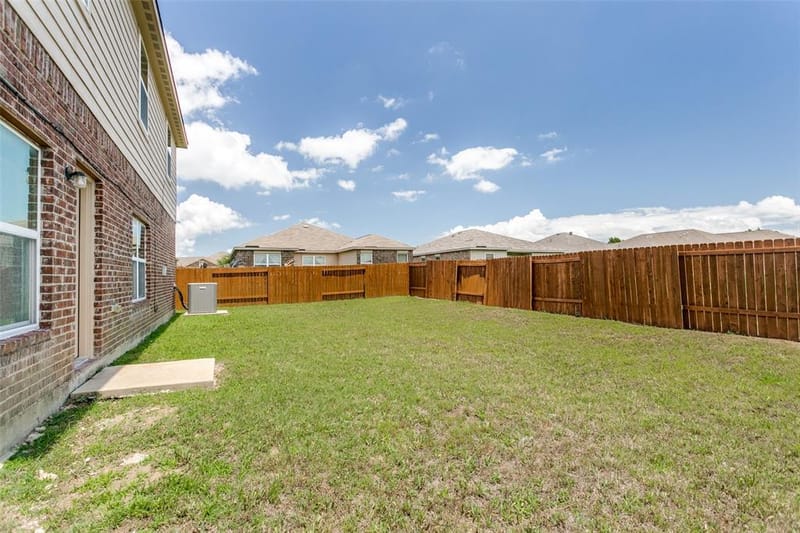 215 SILVERLEAF Drive, Princeton TX 75407 - Photo 26