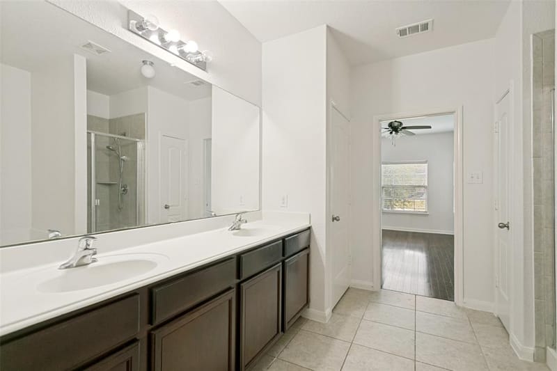215 SILVERLEAF Drive, Princeton TX 75407 - Photo 22