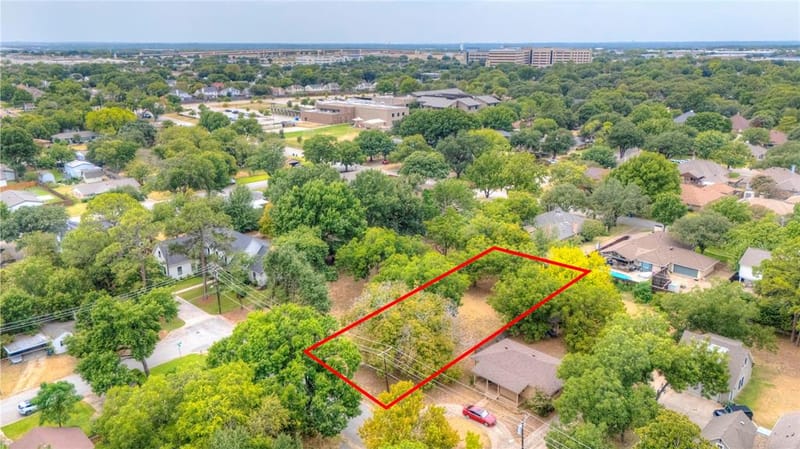 310 Blevins Street, Grapevine TX 76051 - Photo 15