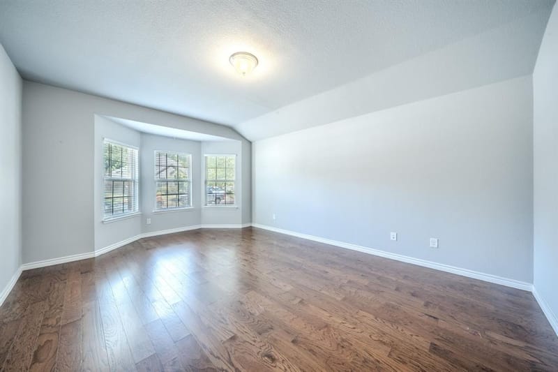 5735 Mountain Hollow Drive, Dallas TX 75249 - Photo 17