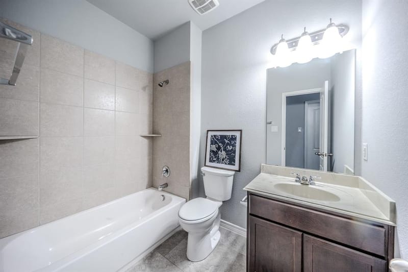 5735 Mountain Hollow Drive, Dallas TX 75249 - Photo 15