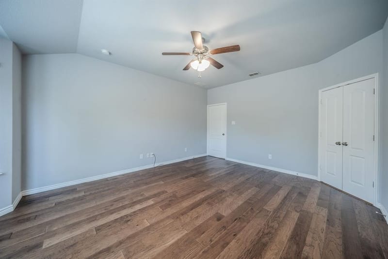 5735 Mountain Hollow Drive, Dallas TX 75249 - Photo 11