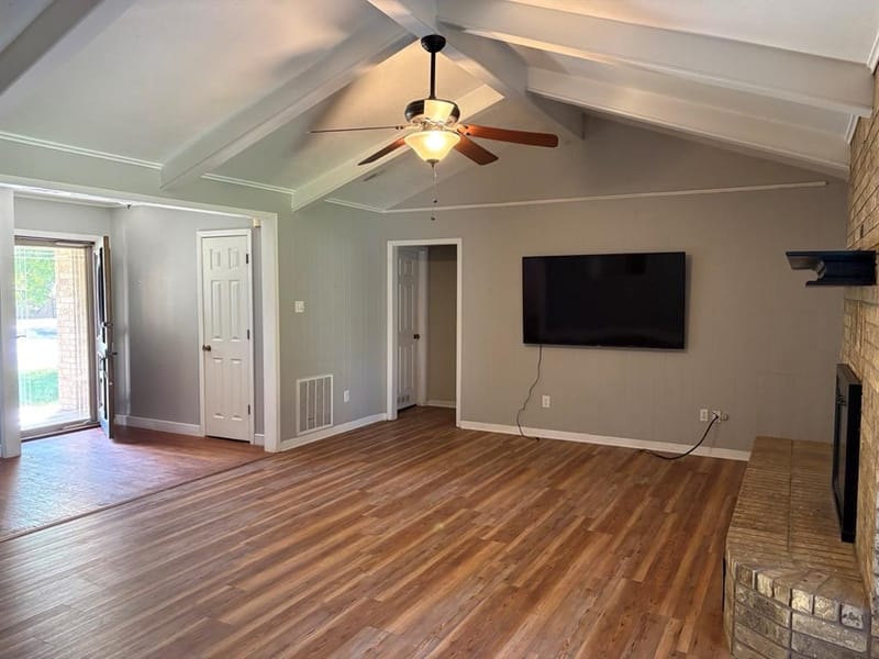 2104 N Woodland Street, Stephenville TX 76401 - Photo 11