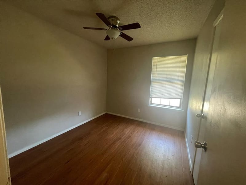 10515 Eastcrest Lane, Dallas TX 75217 - Photo 13