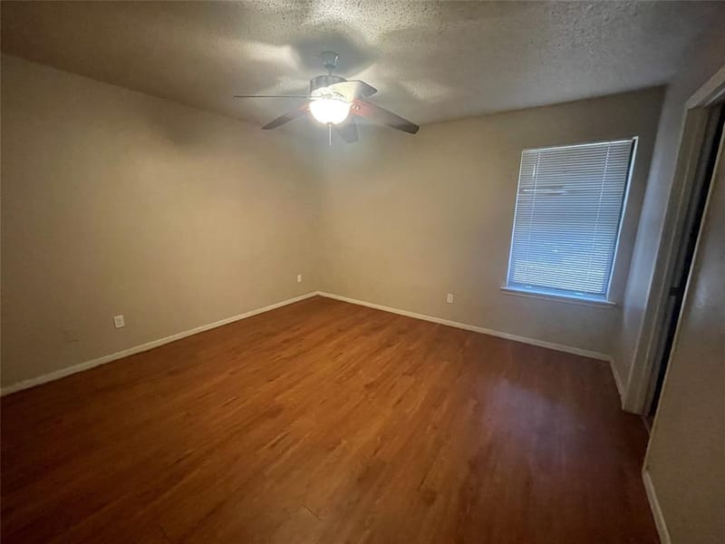 10515 Eastcrest Lane, Dallas TX 75217 - Photo 10
