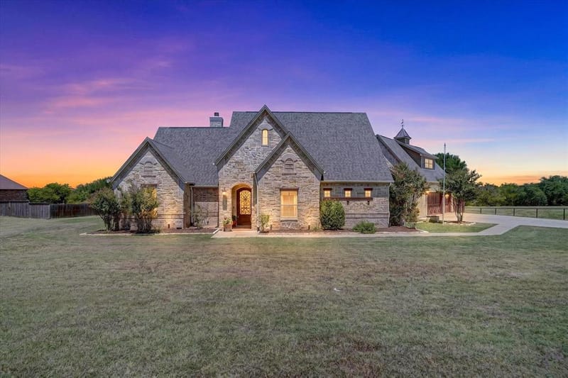 100 Canyon Ridge Trail, Aledo TX 76008
