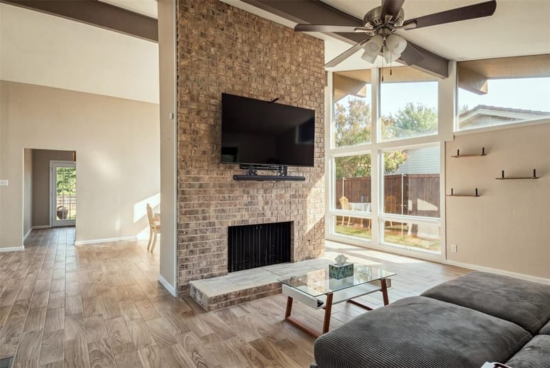 2811 Crowley Court, Arlington TX 76012 - Photo 6