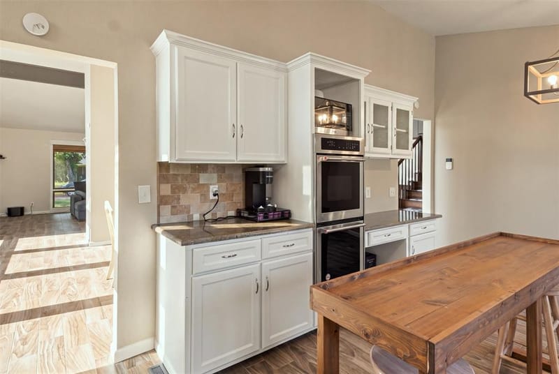 2811 Crowley Court, Arlington TX 76012 - Photo 13