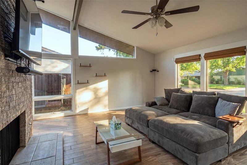 2811 Crowley Court, Arlington TX 76012 - Photo 7