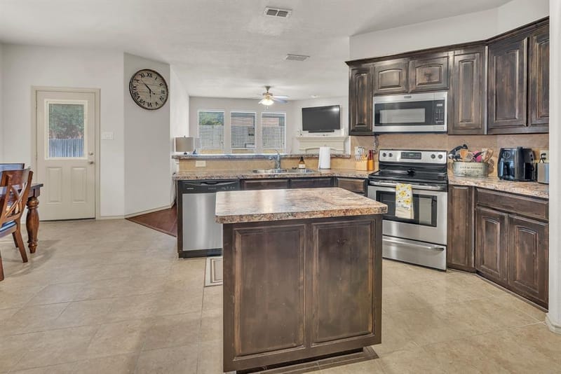 1052 Jodie Drive, Weatherford TX 76087 - Photo 27