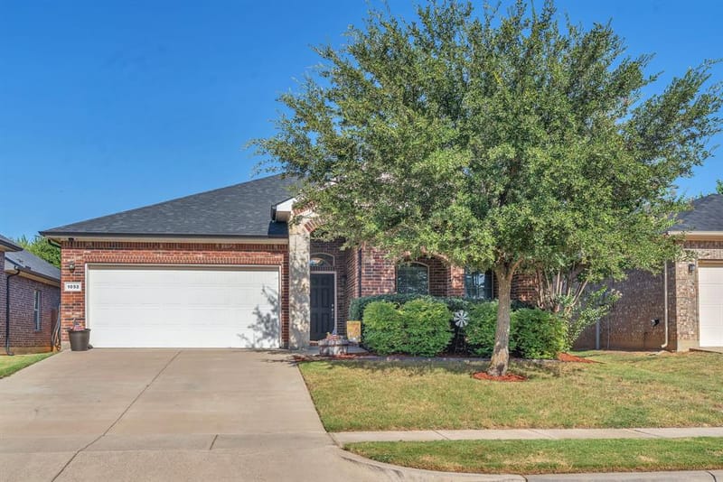 1052 Jodie Drive, Weatherford TX 76087 - Photo 3