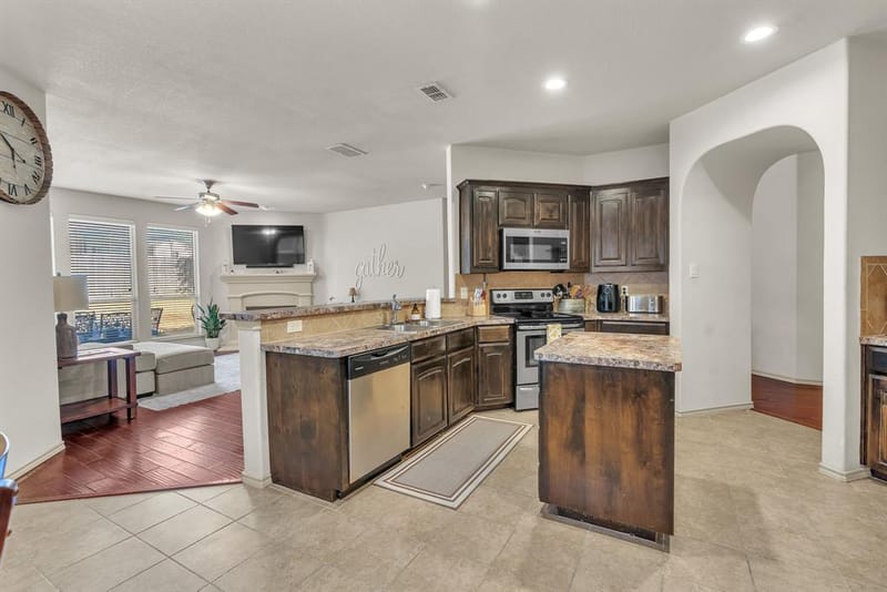 1052 Jodie Drive, Weatherford TX 76087 - Photo 25