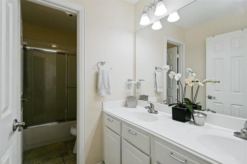 1702 Bluffview Lane, Carrollton TX 75007 - Photo 24