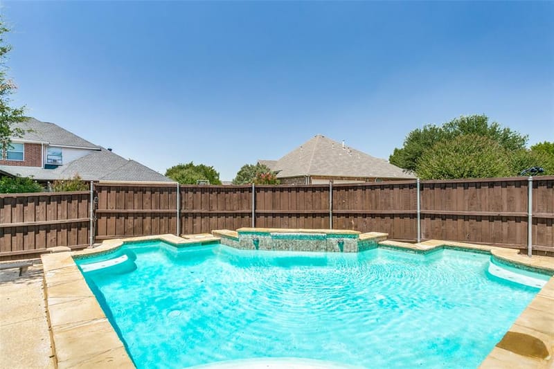 1702 Bluffview Lane, Carrollton TX 75007 - Photo 34