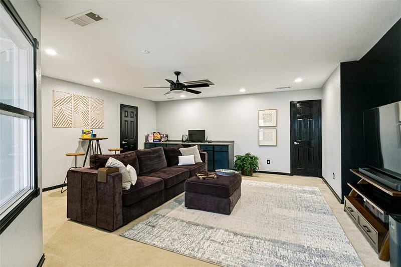 1702 Bluffview Lane, Carrollton TX 75007 - Photo 29
