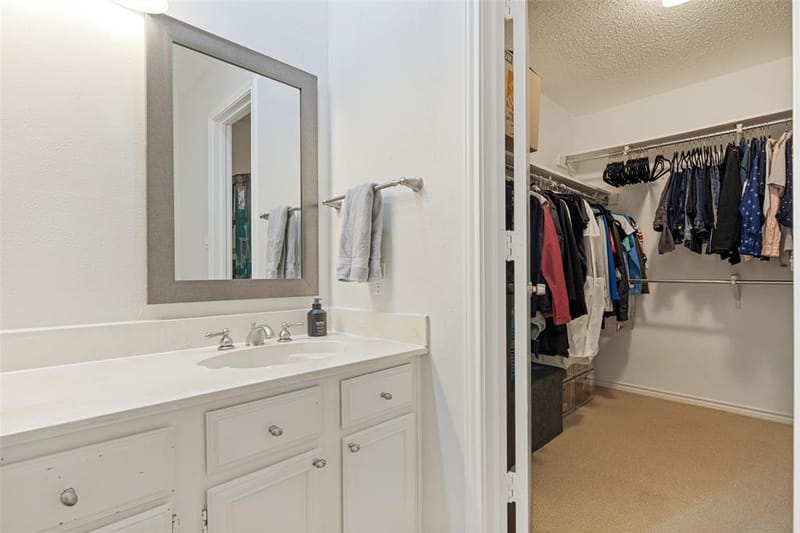 8434 Towneship Lane, Dallas TX 75243 - Photo 17