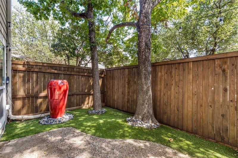 8434 Towneship Lane, Dallas TX 75243 - Photo 20