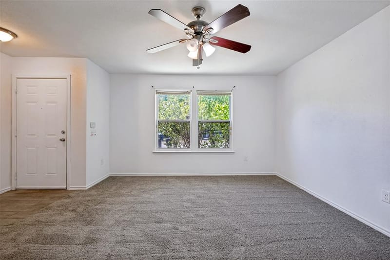 2932 Cypress Avenue, Dallas TX 75227 - Photo 5