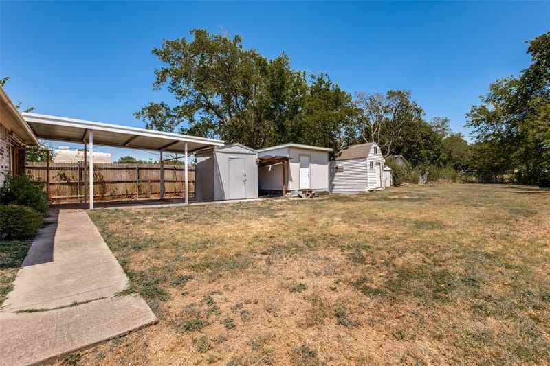 2932 Cypress Avenue, Dallas TX 75227 - Photo 24