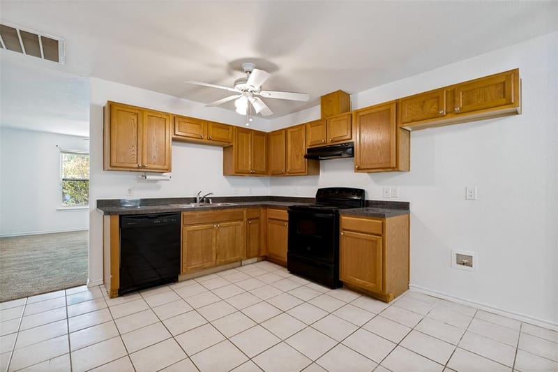 2932 Cypress Avenue, Dallas TX 75227 - Photo 10