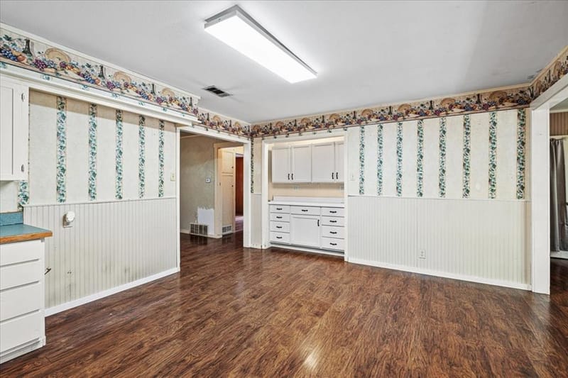 309 SW 5th Street, Kerens TX 75144 - Photo 12