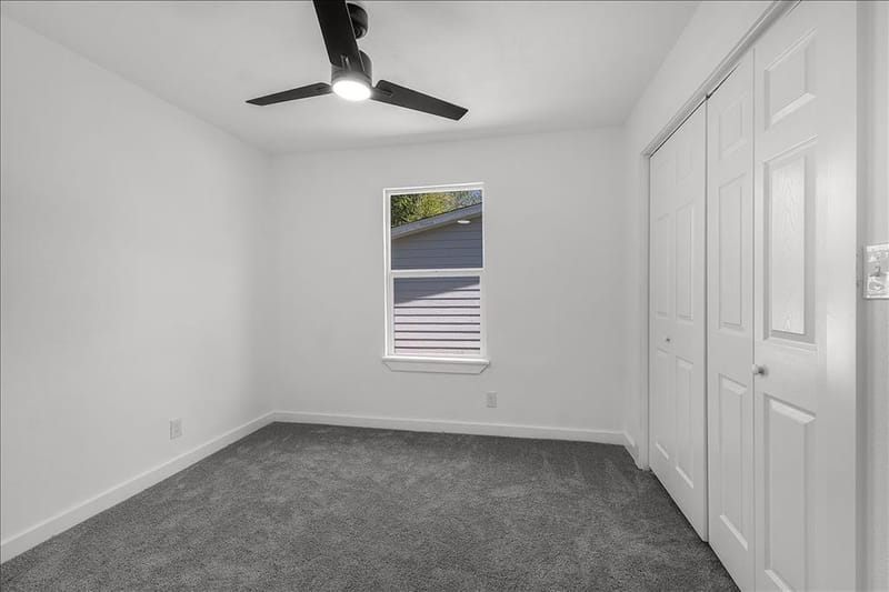 4505 Quails Lane, Fort Worth TX 76119 - Photo 17