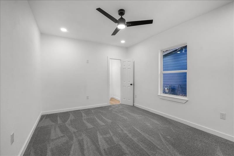 4505 Quails Lane, Fort Worth TX 76119 - Photo 11