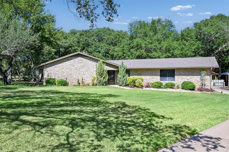 123 Sandra Palmer Street, Stephenville TX 76401