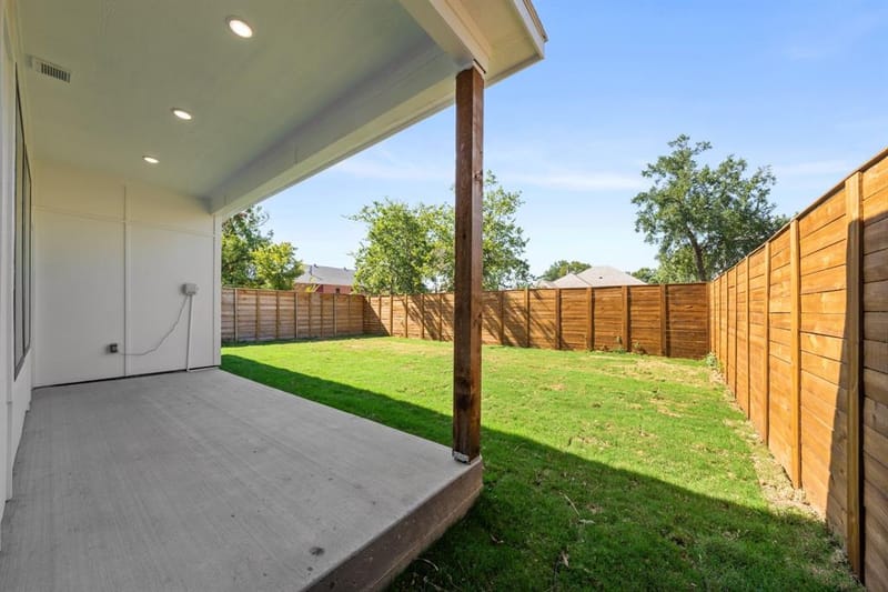 1919 Nomas Street, Dallas TX 75212 - Photo 24