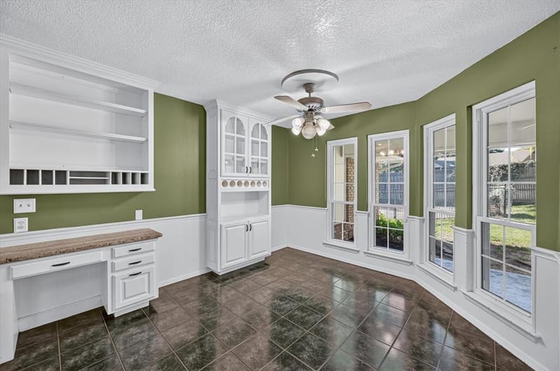 4208 Trowbridge Drive, Arlington TX 76013 - Photo 13
