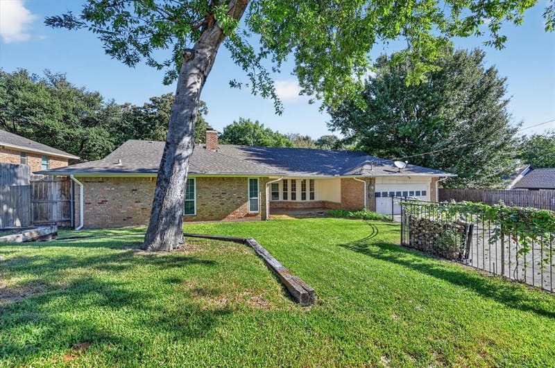 4208 Trowbridge Drive, Arlington TX 76013 - Photo 31