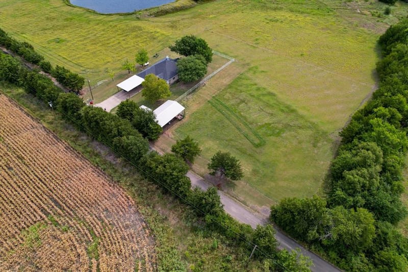 1172 County Road 3710, Leonard TX 75452 - Photo 25