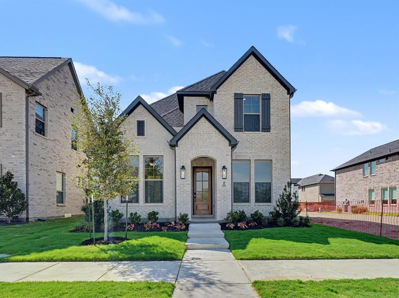800 Caroline Drive, Celina TX 75009