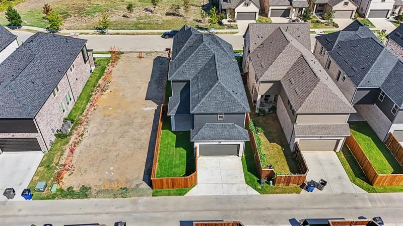 800 Caroline Drive, Celina TX 75009 - Photo 5