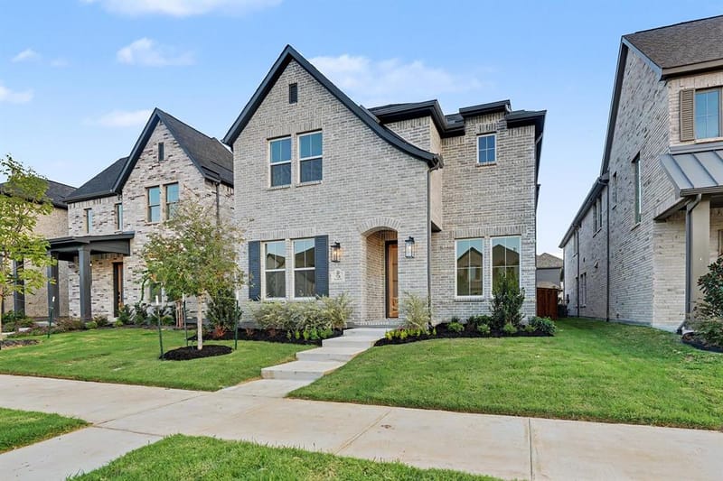 728 Caroline Drive, Celina TX 75009 - Photo 32