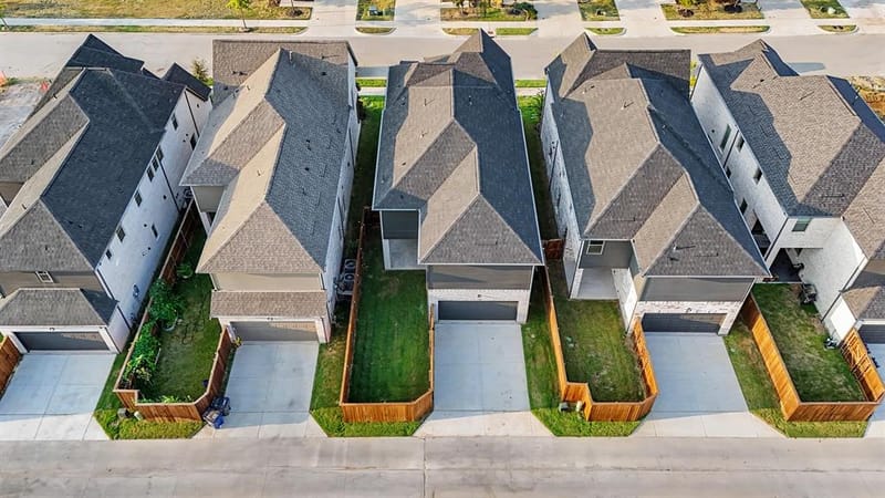 728 Caroline Drive, Celina TX 75009 - Photo 4