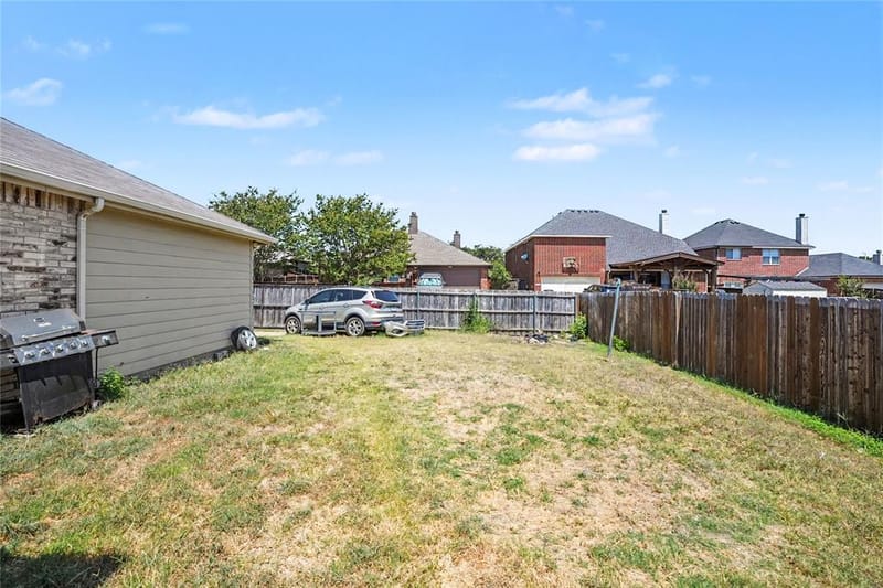 1333 Illinois Avenue, Lancaster TX 75134 - Photo 26