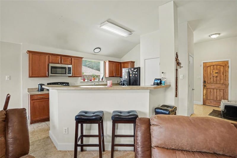 1333 Illinois Avenue, Lancaster TX 75134 - Photo 8